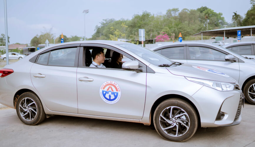 Xe tập lái tại Học Lái Xe An Tâm